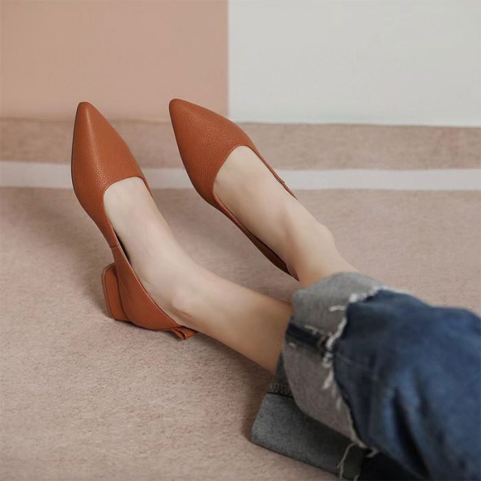 Casual pointed-toe fashion one-foot chunky heel leather shoes - Image 4