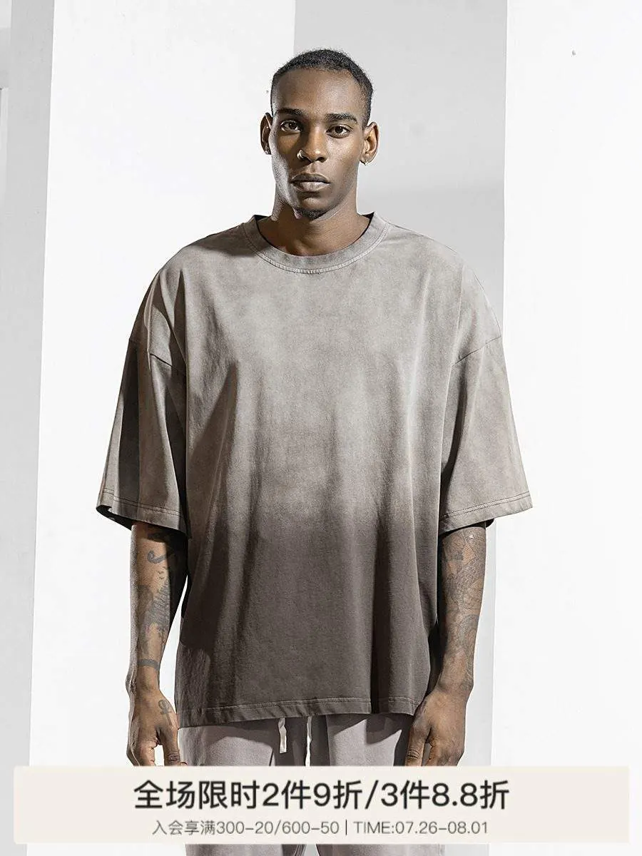 Retro cotton short-sleeved fried color gradient heavyweight T-shirt - product detail image 2 by TRANSION