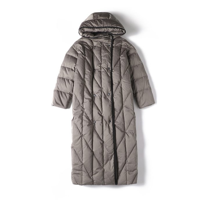 Women’s long warm  down jacket - Image 3