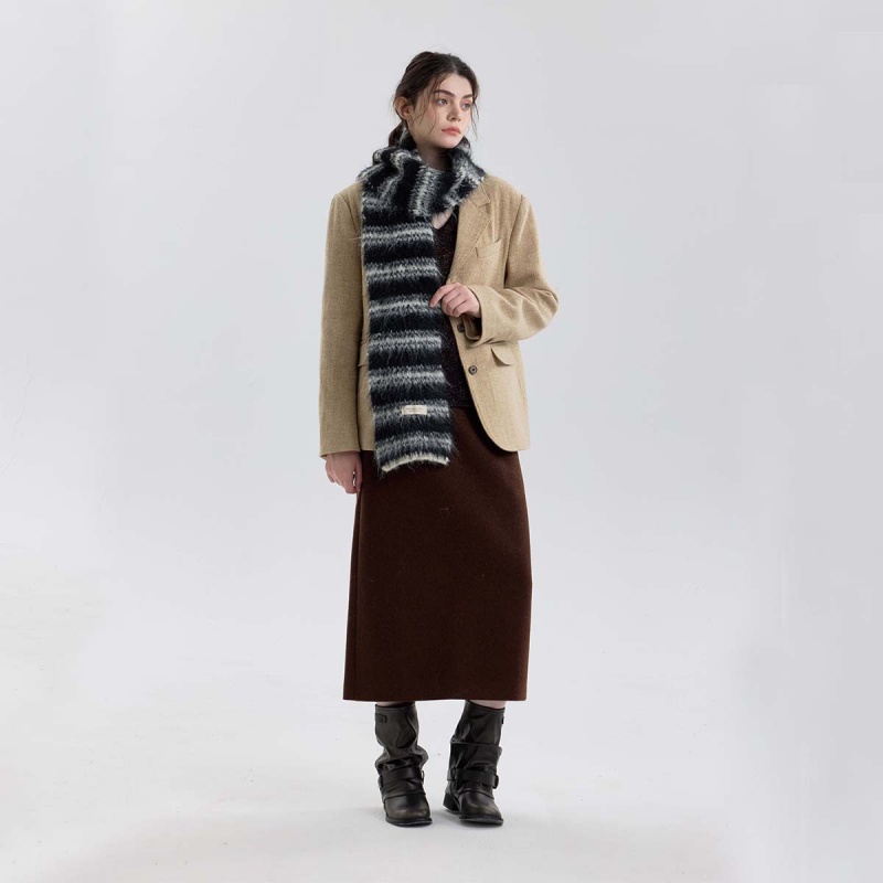 Color Block Striped Wool Blend Knit Scarf for Women - Image 3