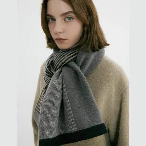 Retro Warm Winter Knit Scarf with Stripe Patchwork - product detail image 3 by TRANSION