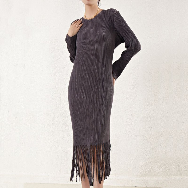 Factory Customized Women's Spring and Autumn Style Hem Tassel Pleated Long Sleeve Round Neck Loose Dress - Image 3