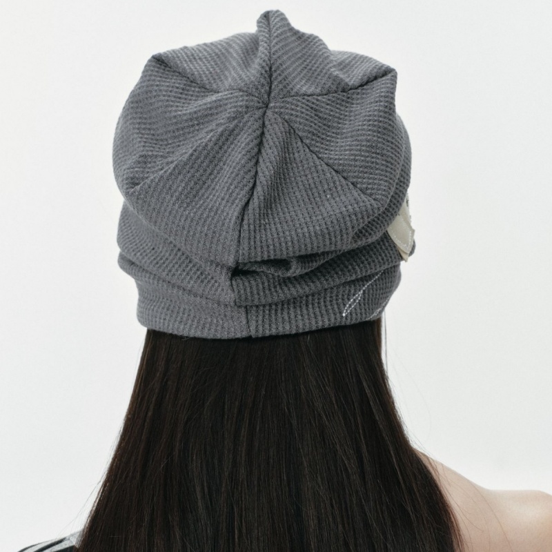 Trendy Slouchy Beanie for Women – Winter Knitted Warm Hat - Image 4