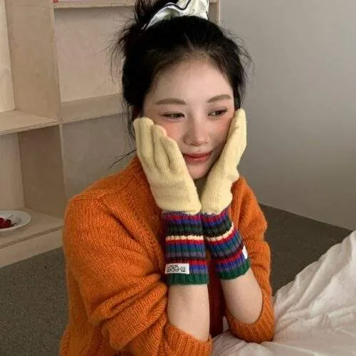 Women’s Color-Block Striped Knit Gloves | Warm Thick Winter Knitted Gloves - product detail image 1 by TRANSION