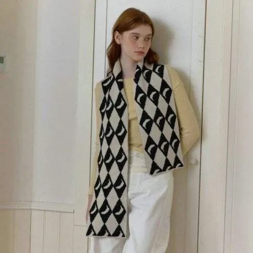 Vintage Colorblock Argyle Knit Scarf | Winter Warm Neck Warmer - product detail image 3 by TRANSION