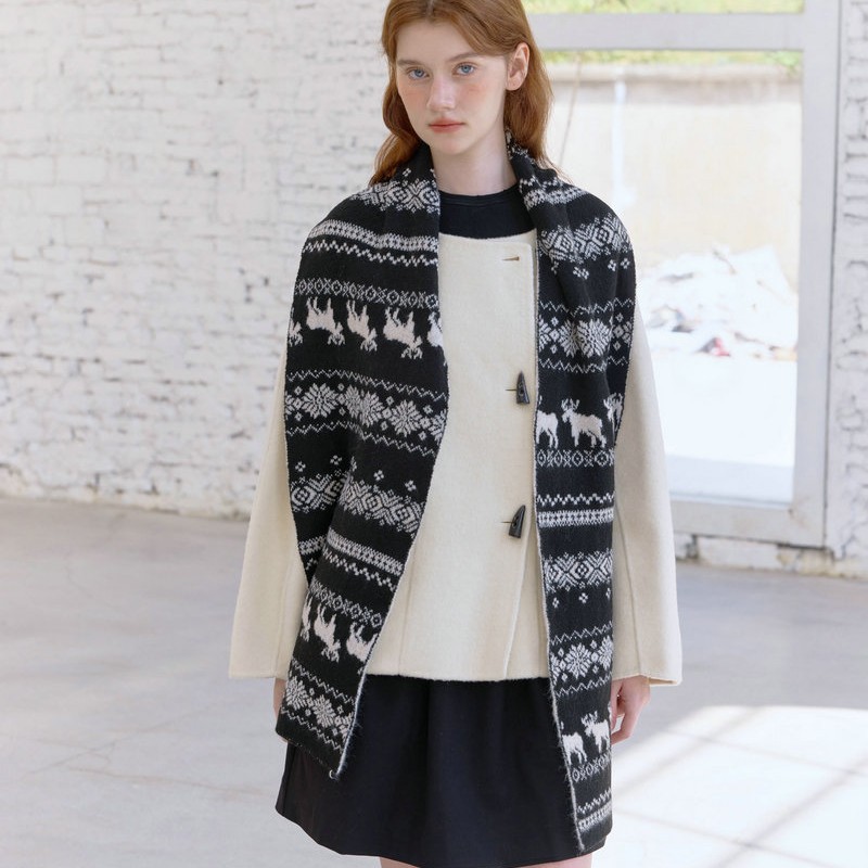 Reversible Reindeer Jacquard Knit Scarf | Women’s Vintage Winter Warm Scarf - Image 4