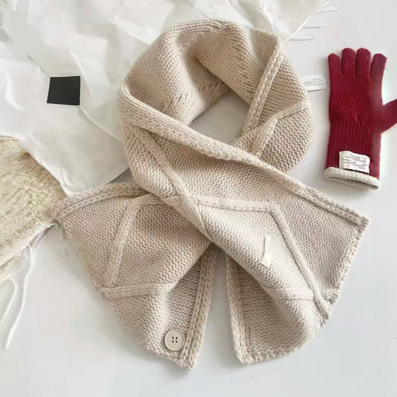 Wool Buttoned Scarf for Women – Warm & Versatile Winter Shawl - Image 3