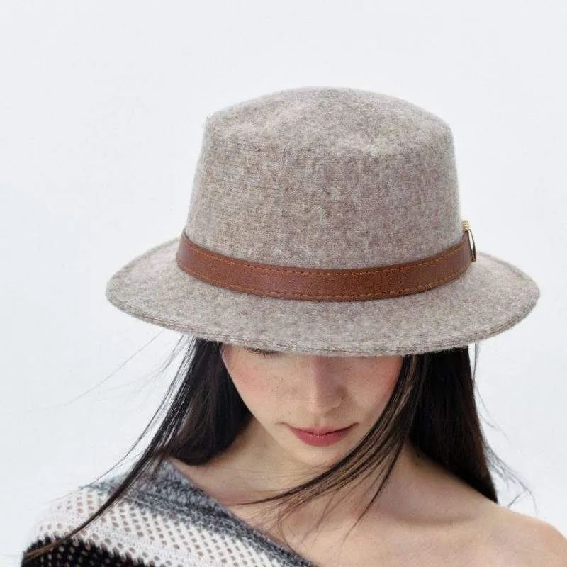 Vintage Wool Felt Flat-Top Hat for Autumn & Winter - product detail image 1 by TRANSION