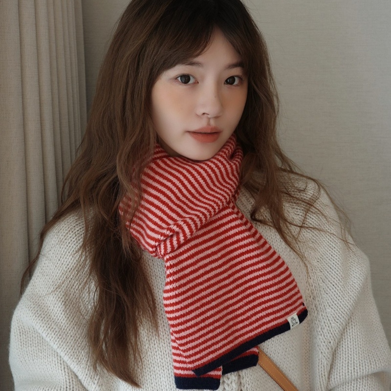 Women's Knitted Striped Scarf – Warm & Versatile Winter Neck Warmer - Image 2