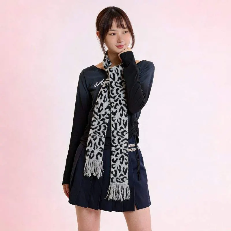 Slim Leopard-Print Scarf – Chic, Versatile & Cozy Winter Neck Wrap - product detail image 1 by TRANSION