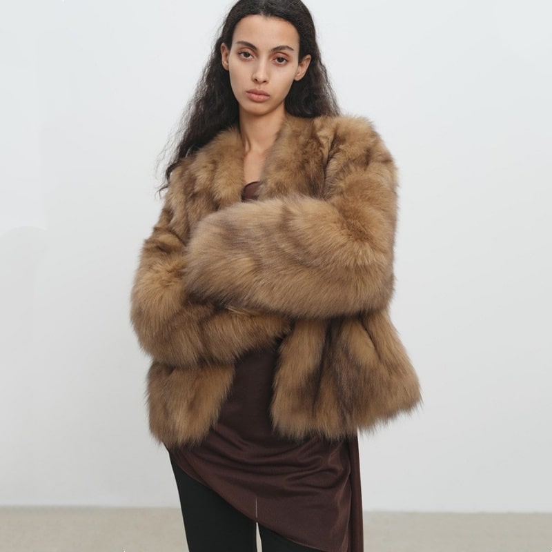 Women’s Faux Fox Fur V-Neck Short Coat