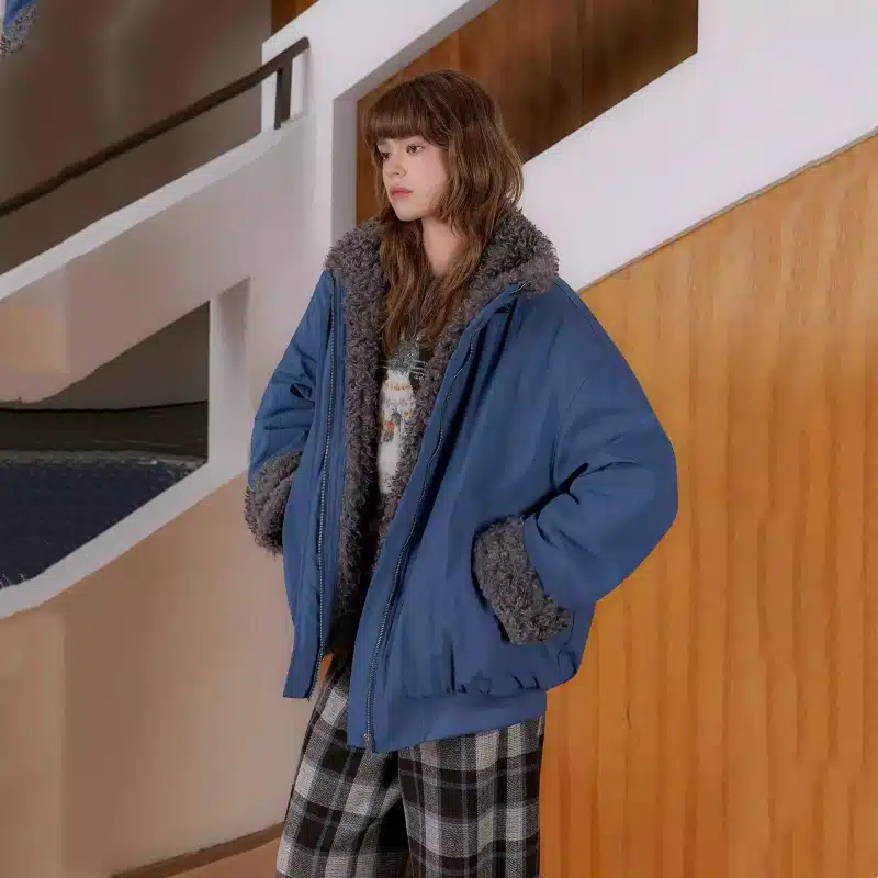 Blue Patchwork Plush-Lined Padded Jacket with Faux Fur Collar - product detail image 1 by TRANSION