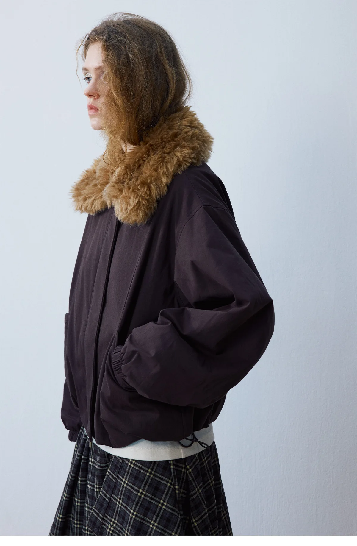 Women's Color Block Faux Fur Collar Short Puffer Jacket – Warm Winter Quilted Coat - Image 2