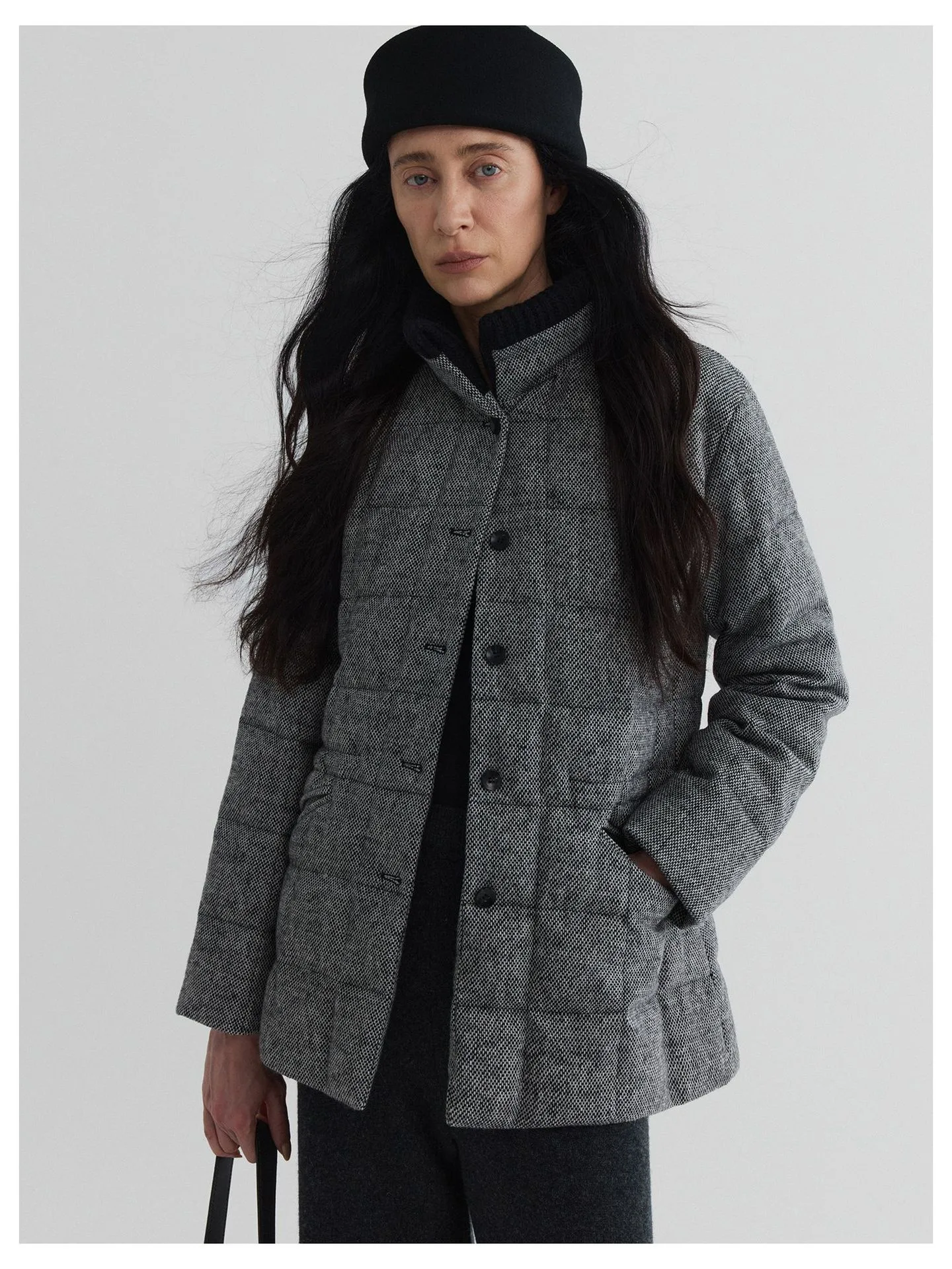 Women’s Color Block Wool Knit Collar 95% White Duck Down Puffer Jacket – Warm Winter Outerwear - Image 5