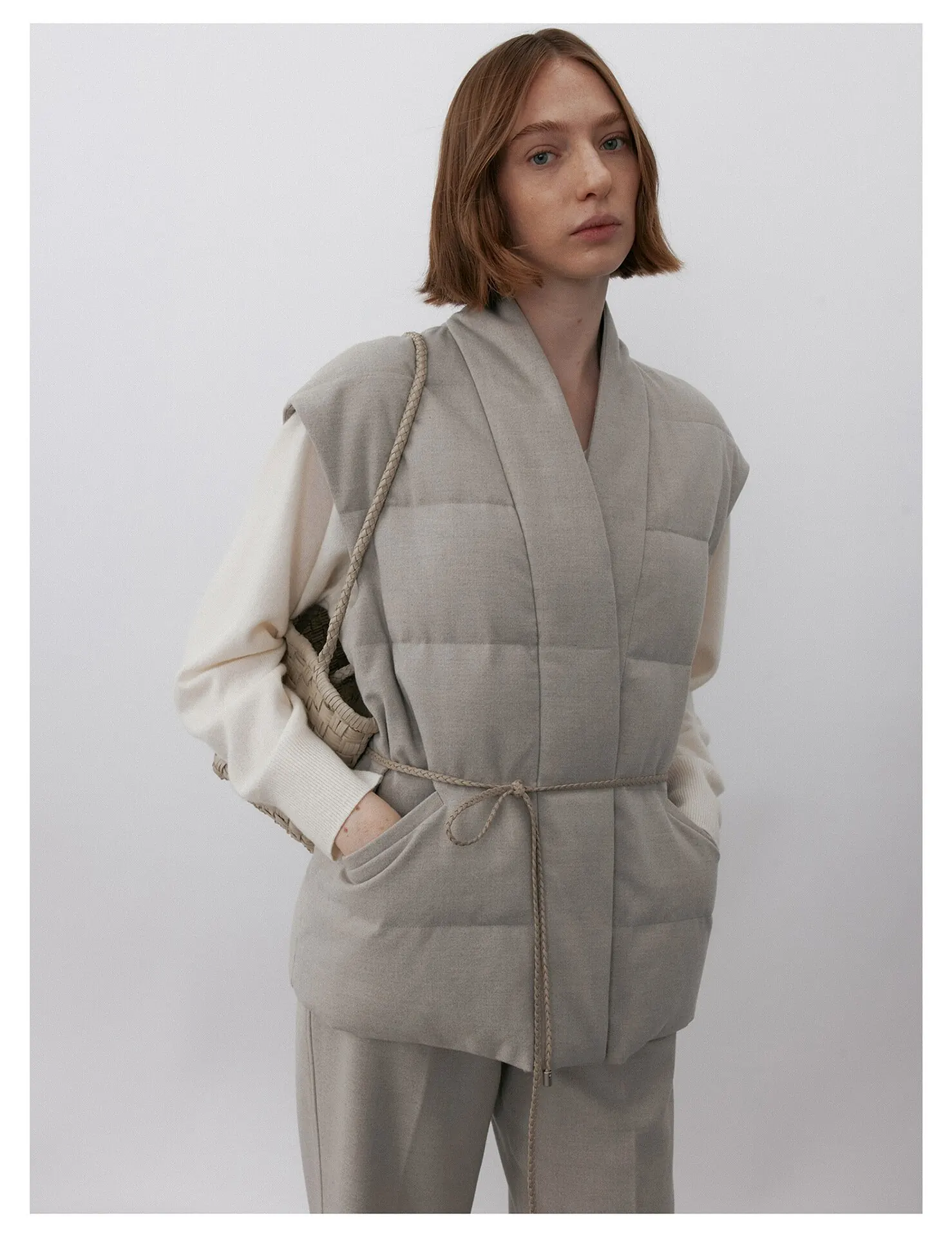 Women’s Lightweight Down Vest 90% White Duck Down Puffer Gilet Sleeveless Jacket - Image 5