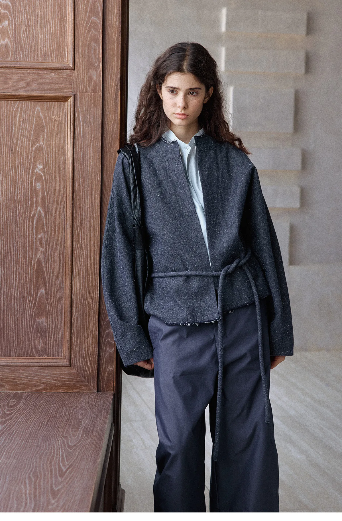 Women’s Cotton Linen Denim Jacket Cropped Long Sleeve Minimalist Casual Outerwear - Image 4