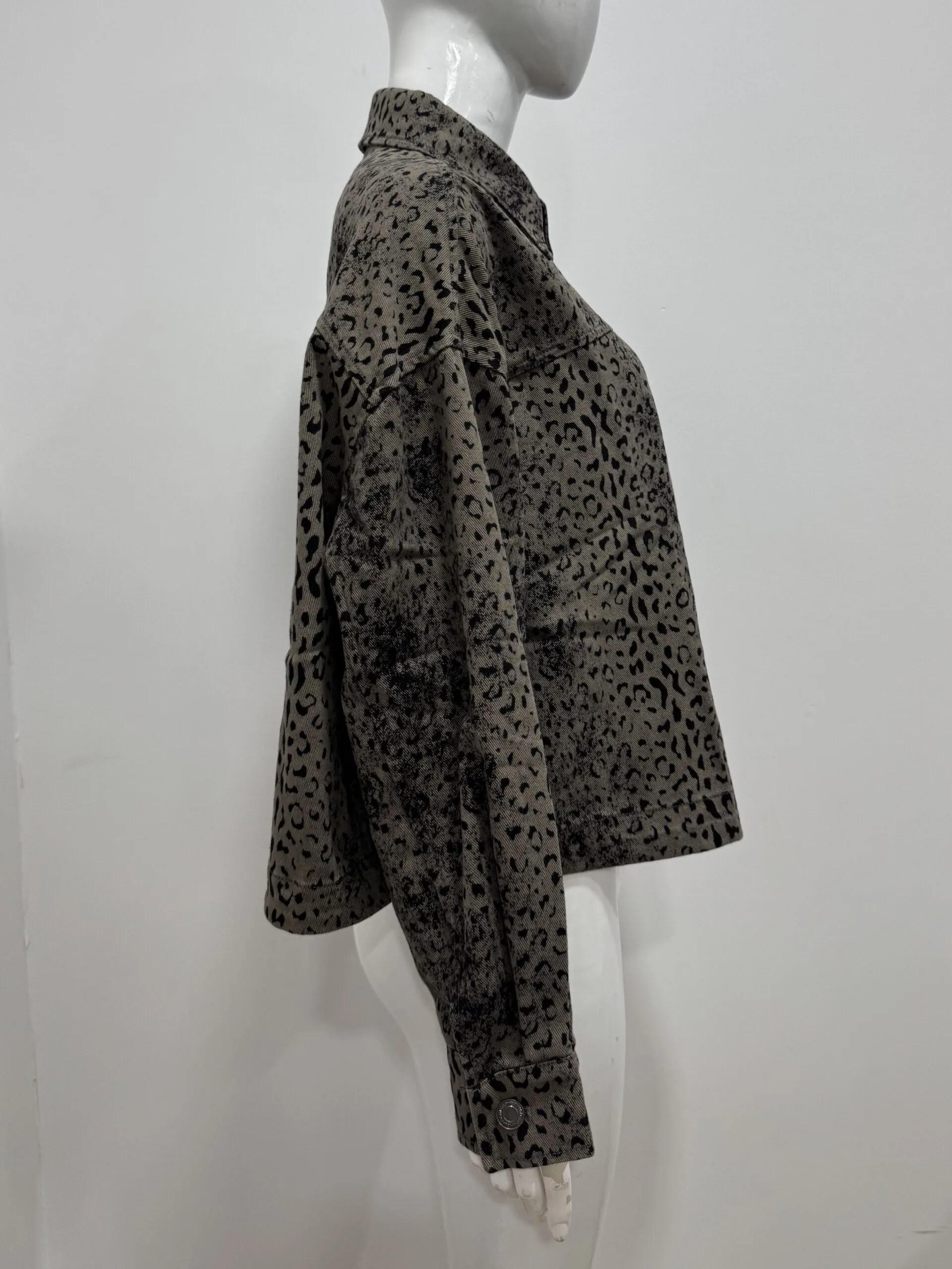 Women's Oversized Utility Jacket - Image 14