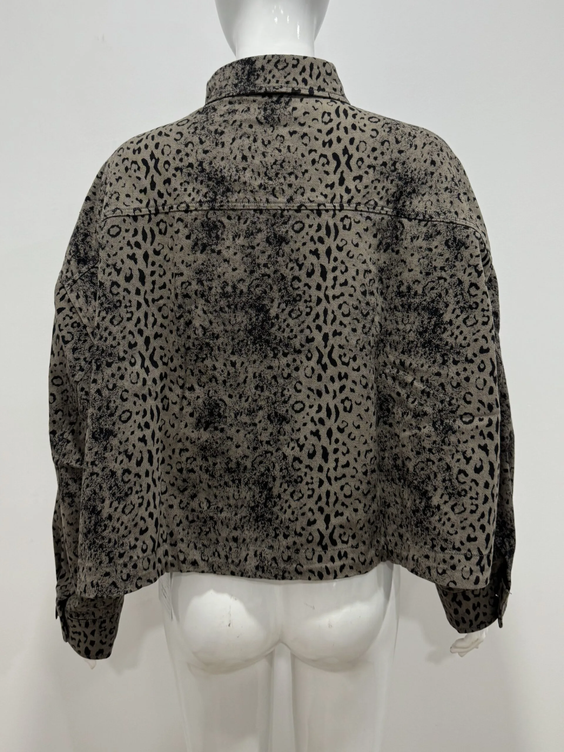 Women's Oversized Utility Jacket - Image 15
